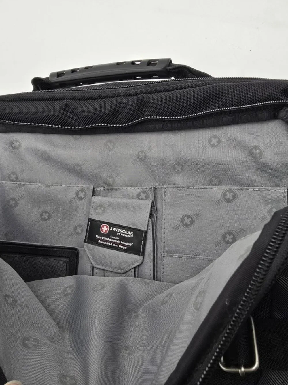 Wenger SwissGear pre owned